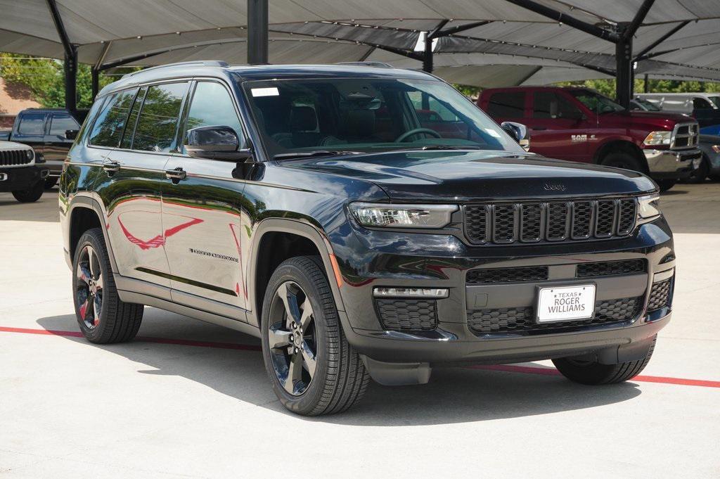 new 2025 Jeep Grand Cherokee L car, priced at $49,916