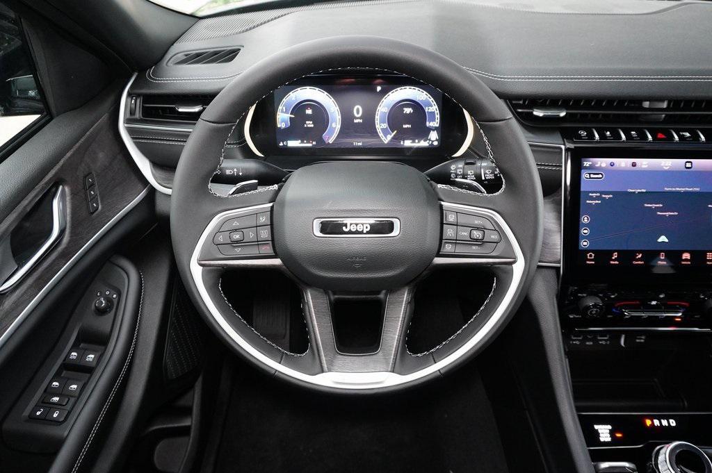 new 2025 Jeep Grand Cherokee L car, priced at $49,916