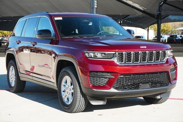 new 2025 Jeep Grand Cherokee car, priced at $37,756