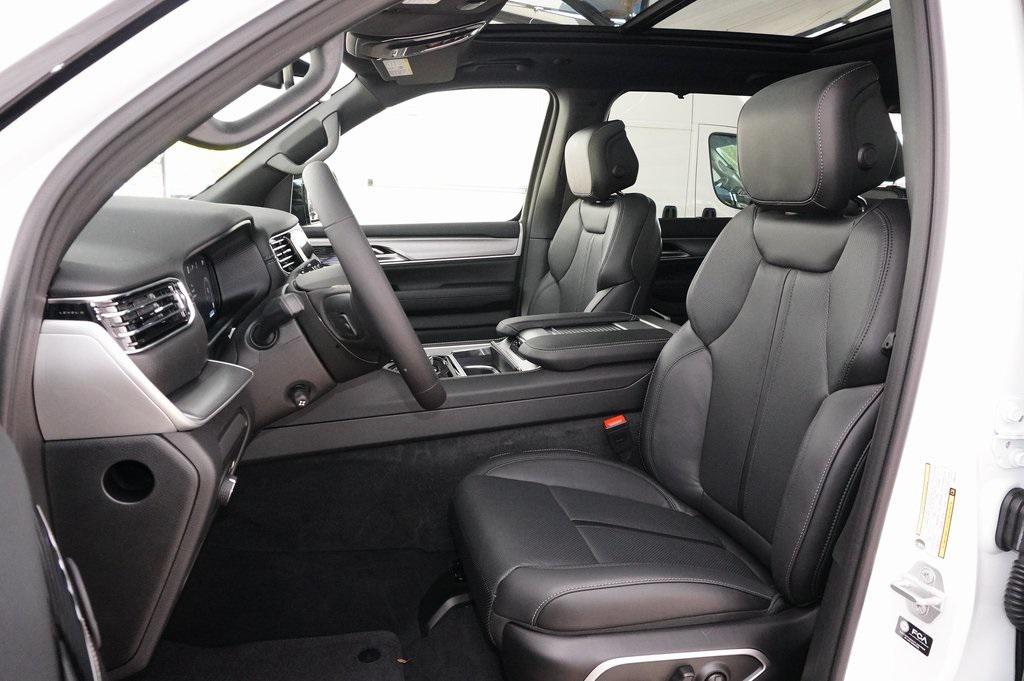 new 2025 Jeep Wagoneer car, priced at $75,868