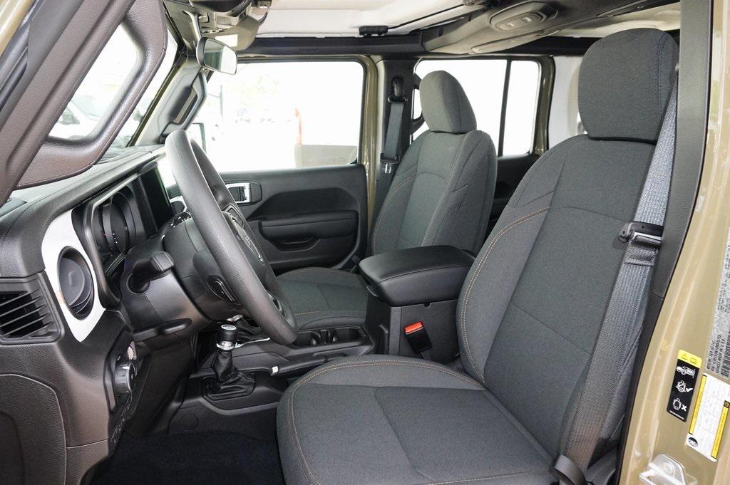 new 2025 Jeep Wrangler car, priced at $38,427