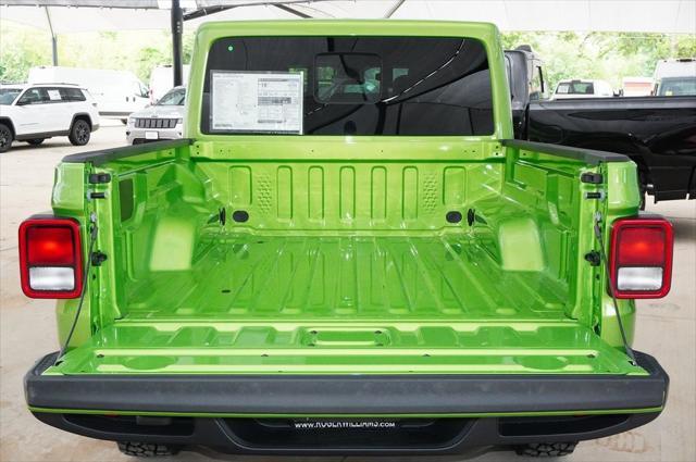 new 2025 Jeep Gladiator car, priced at $42,718