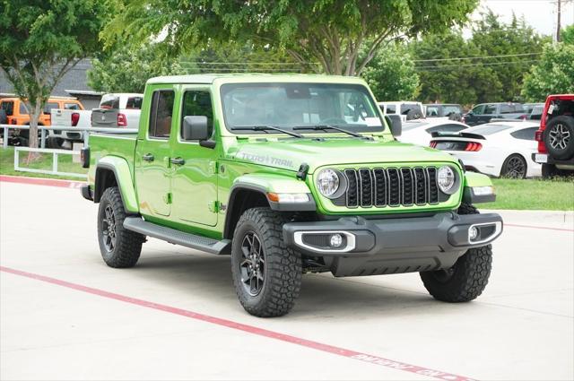 new 2025 Jeep Gladiator car, priced at $42,718