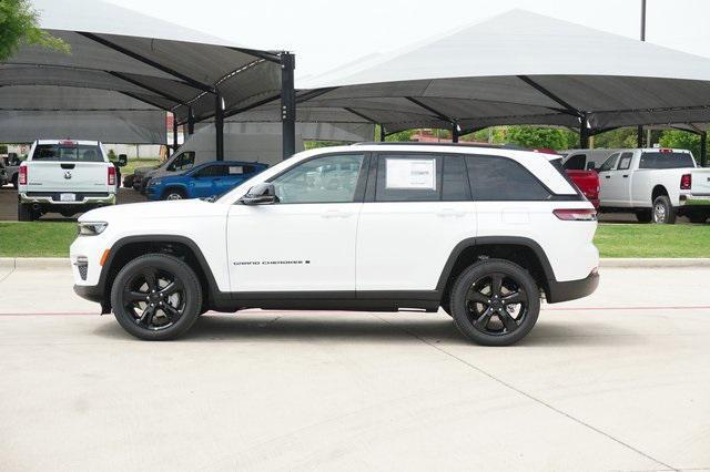 new 2025 Jeep Grand Cherokee car, priced at $42,323