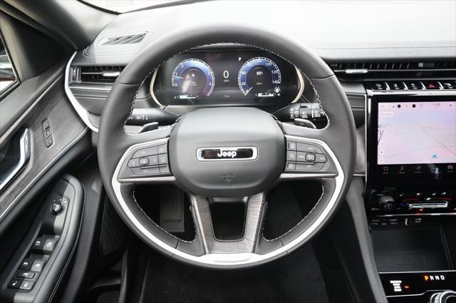 new 2025 Jeep Grand Cherokee car, priced at $47,603