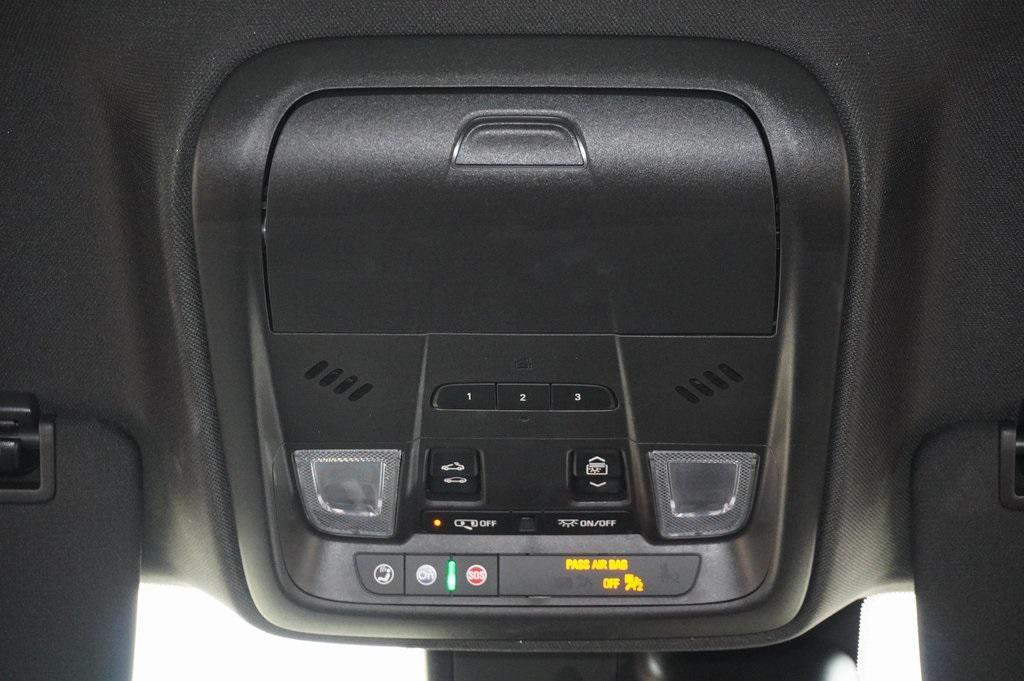 used 2023 Cadillac XT4 car, priced at $24,588