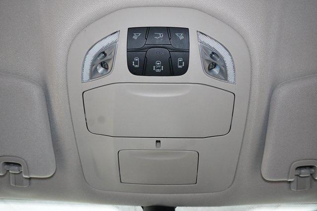 used 2024 Chrysler Pacifica car, priced at $38,999