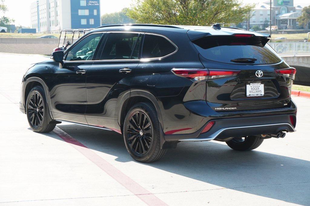 used 2024 Toyota Highlander car, priced at $39,888