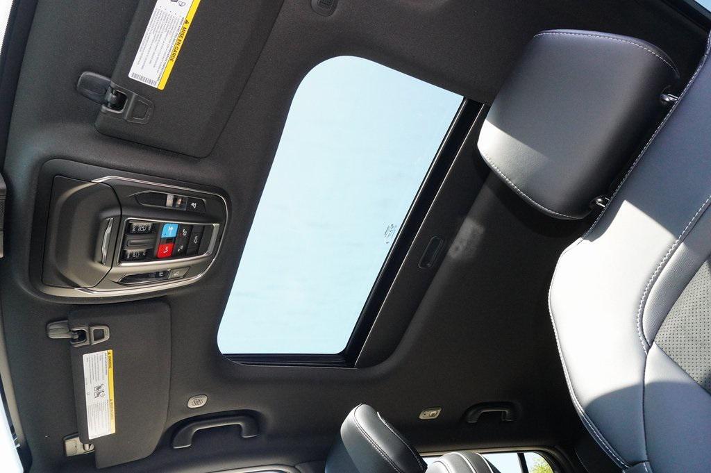 new 2025 Jeep Grand Cherokee L car, priced at $45,565