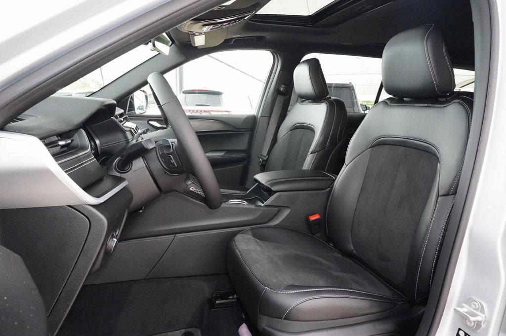 new 2025 Jeep Grand Cherokee L car, priced at $45,565