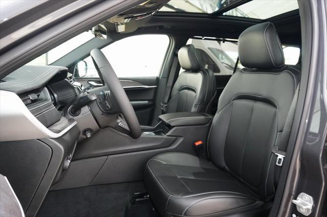 new 2025 Jeep Grand Cherokee L car, priced at $50,048