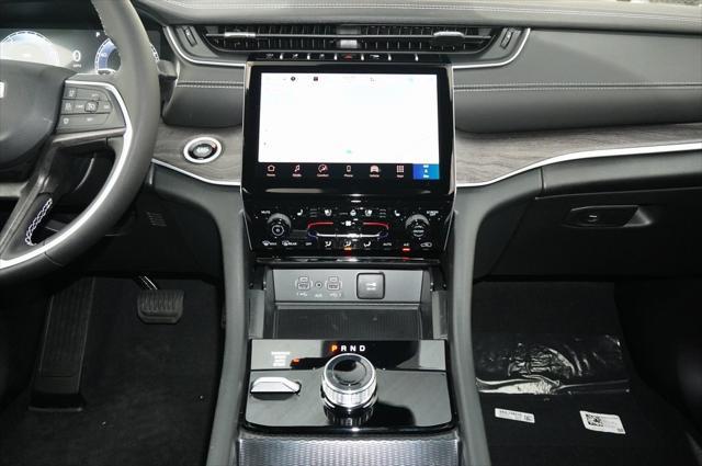 new 2025 Jeep Grand Cherokee L car, priced at $50,048