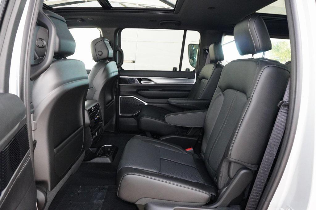 new 2025 Jeep Wagoneer car, priced at $70,943