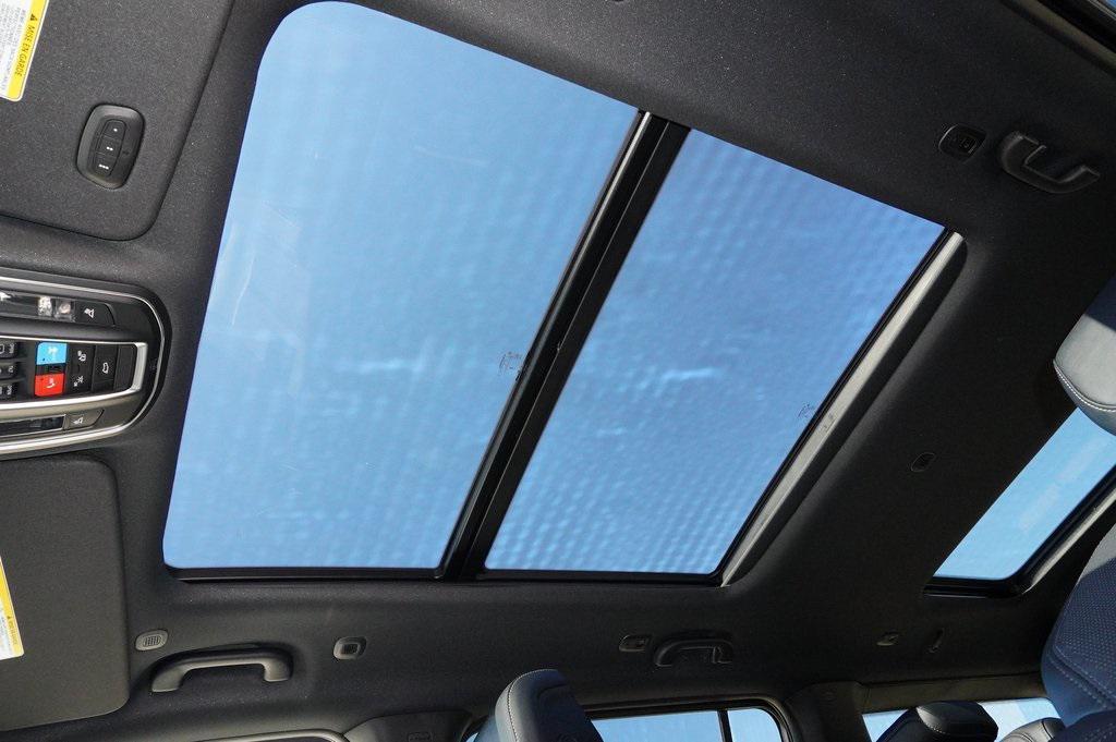 new 2025 Jeep Wagoneer car, priced at $70,943