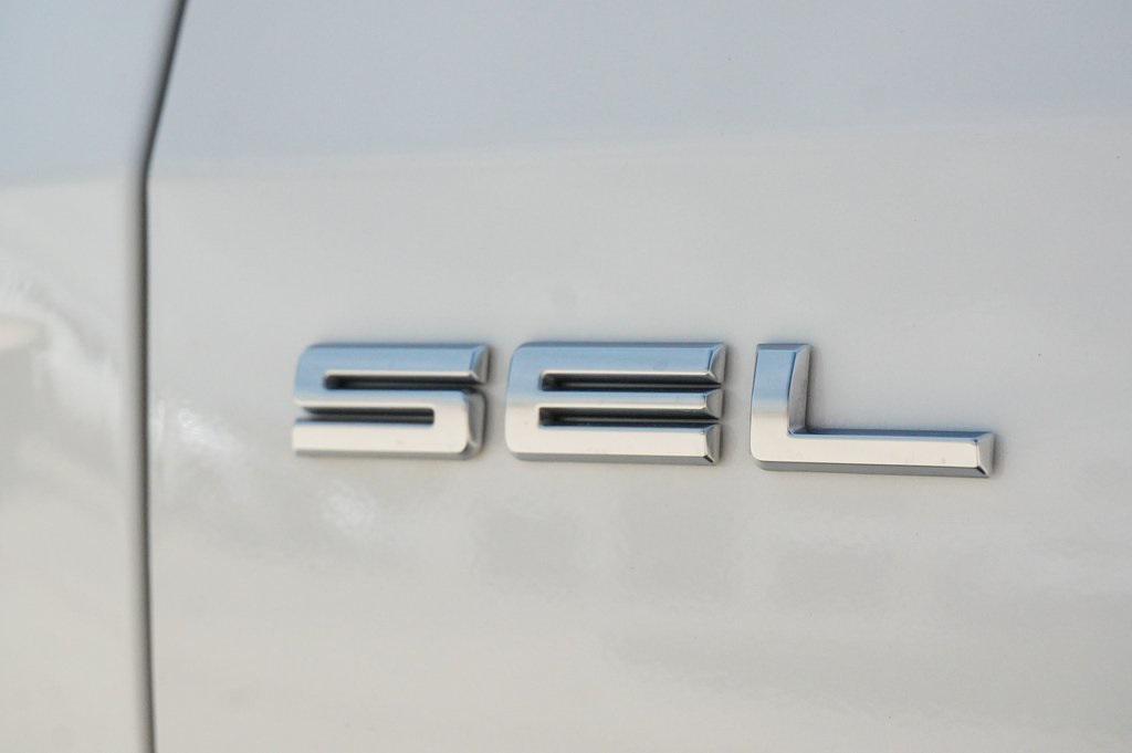 used 2022 Ford Escape car, priced at $23,999