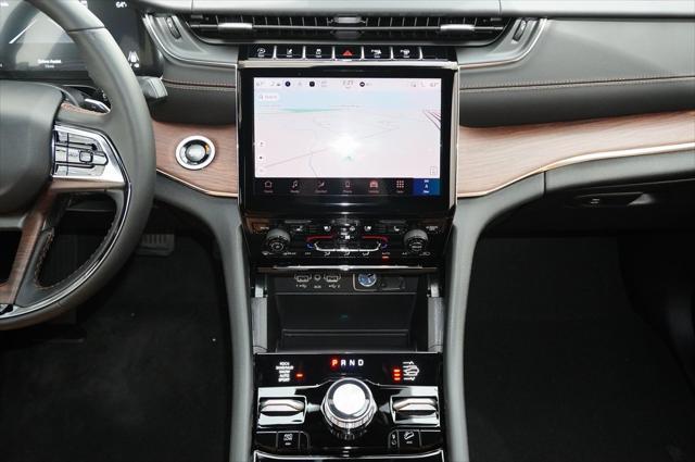 new 2025 Jeep Grand Cherokee car, priced at $58,962