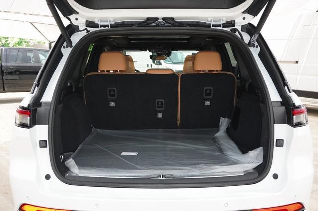 new 2025 Jeep Grand Cherokee car, priced at $58,962