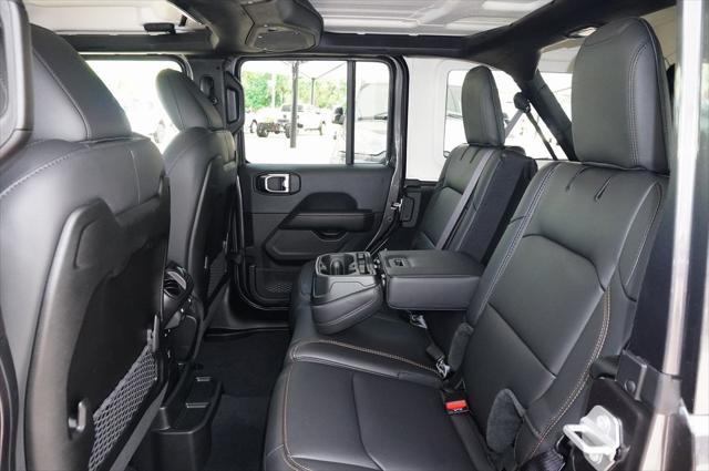 new 2025 Jeep Wrangler car, priced at $52,904