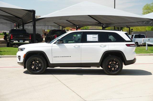 new 2025 Jeep Grand Cherokee car, priced at $40,216