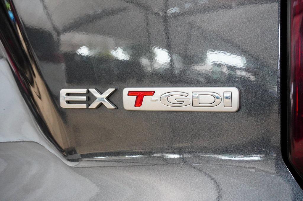 used 2021 Kia Sorento car, priced at $23,499