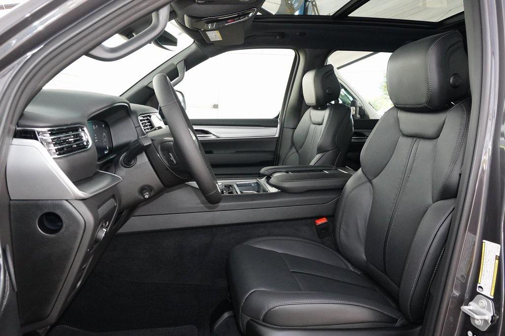 new 2025 Jeep Wagoneer car, priced at $70,943