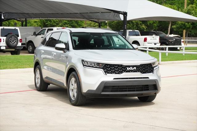 used 2022 Kia Sorento car, priced at $24,933