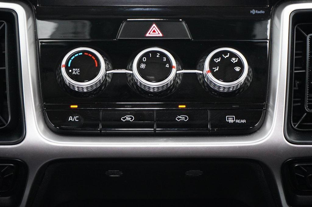used 2022 Kia Sorento car, priced at $21,999