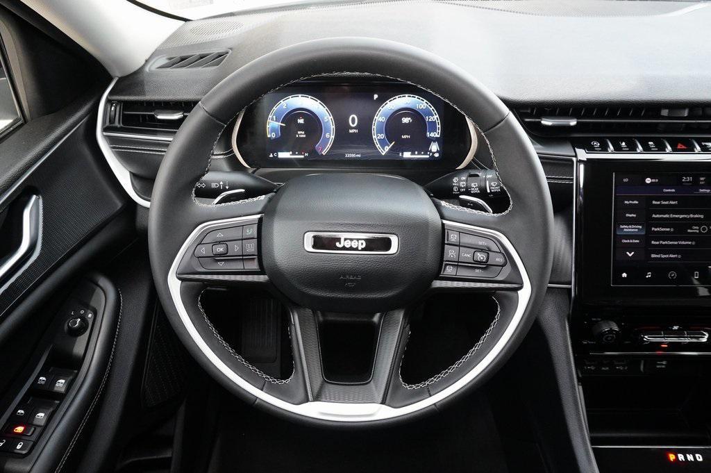 used 2023 Jeep Grand Cherokee car, priced at $28,999