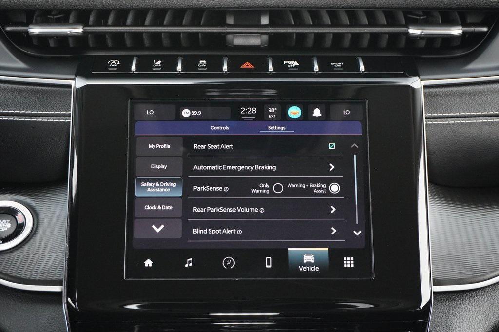 used 2023 Jeep Grand Cherokee car, priced at $28,999