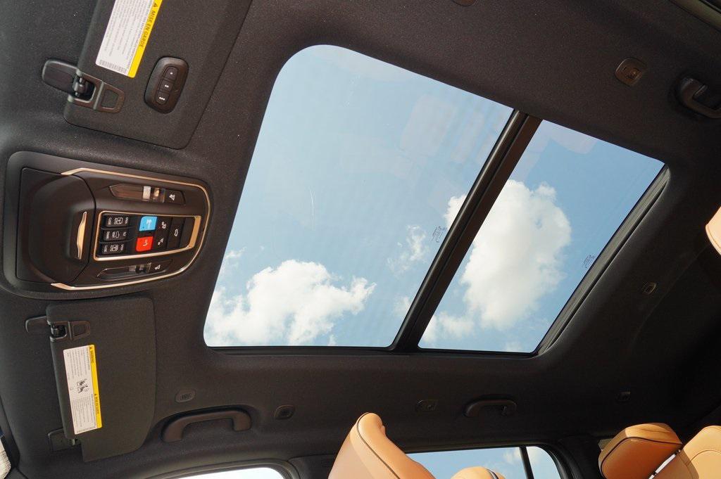 new 2025 Jeep Grand Cherokee L car, priced at $57,243