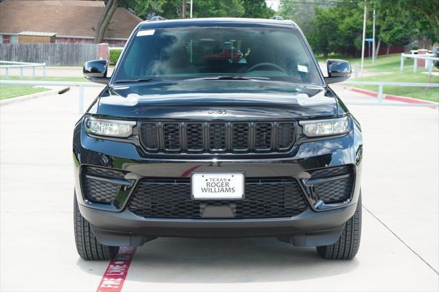 new 2025 Jeep Grand Cherokee car, priced at $42,730
