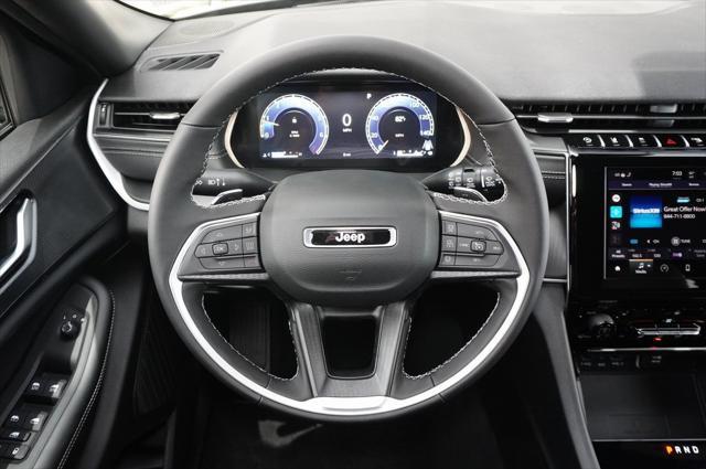 new 2025 Jeep Grand Cherokee car, priced at $42,730