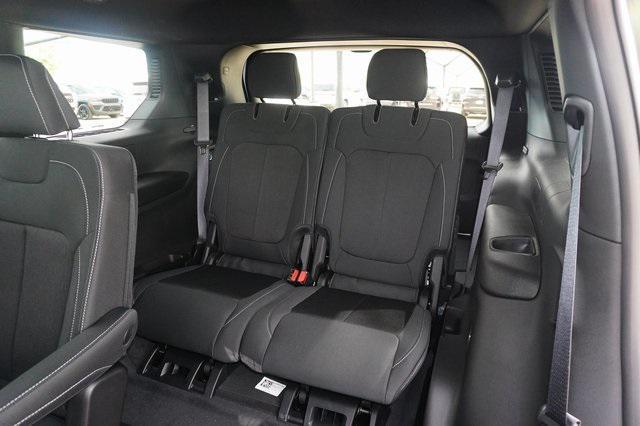 new 2025 Jeep Grand Cherokee L car, priced at $38,610