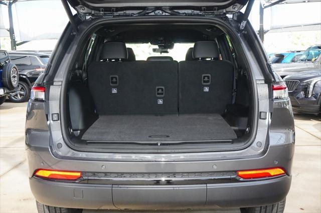 new 2025 Jeep Grand Cherokee car, priced at $44,929