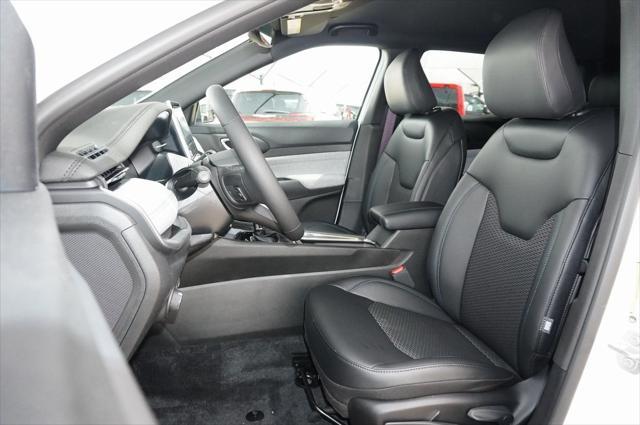 new 2025 Jeep Compass car, priced at $27,356