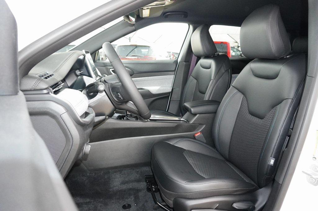 new 2025 Jeep Compass car, priced at $28,053