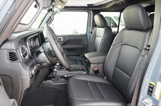 new 2025 Jeep Gladiator car, priced at $46,313