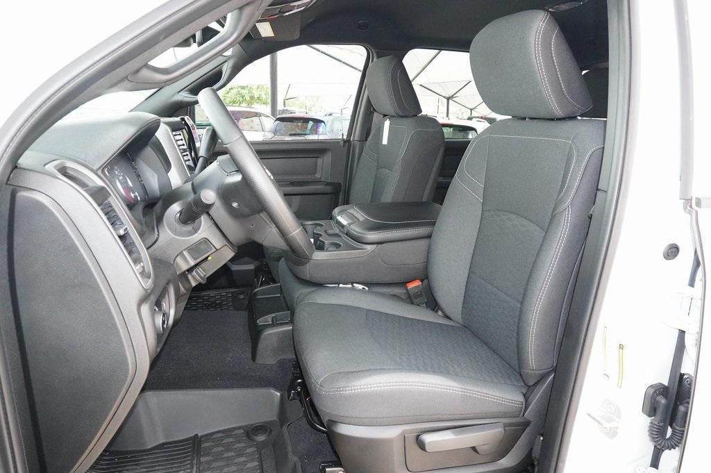 new 2025 Ram 2500 car, priced at $64,456