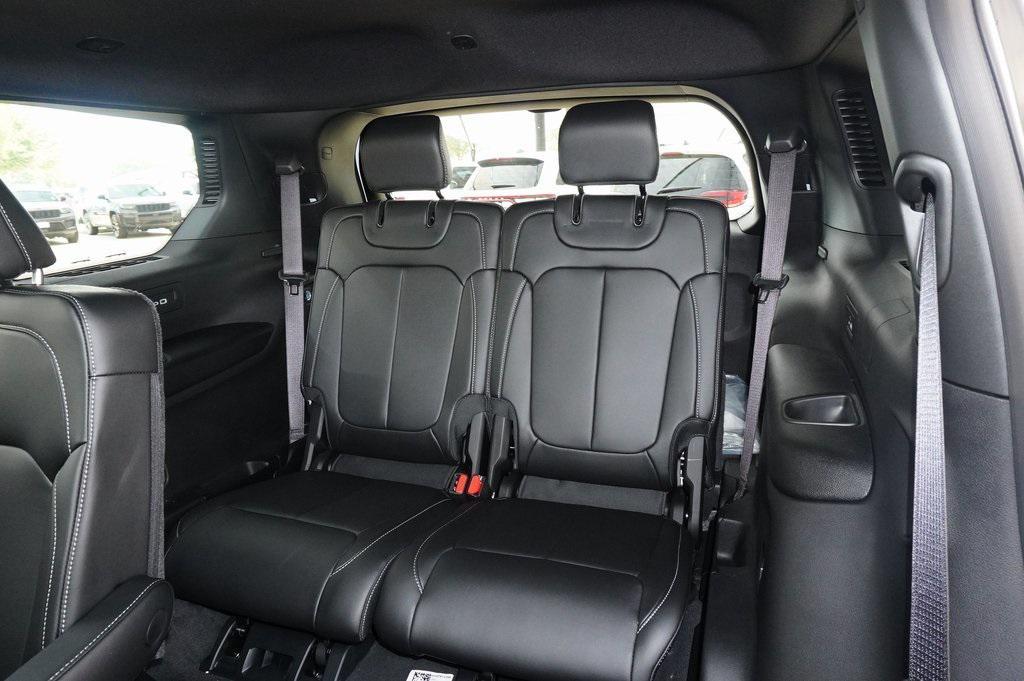 new 2025 Jeep Grand Cherokee L car, priced at $49,398