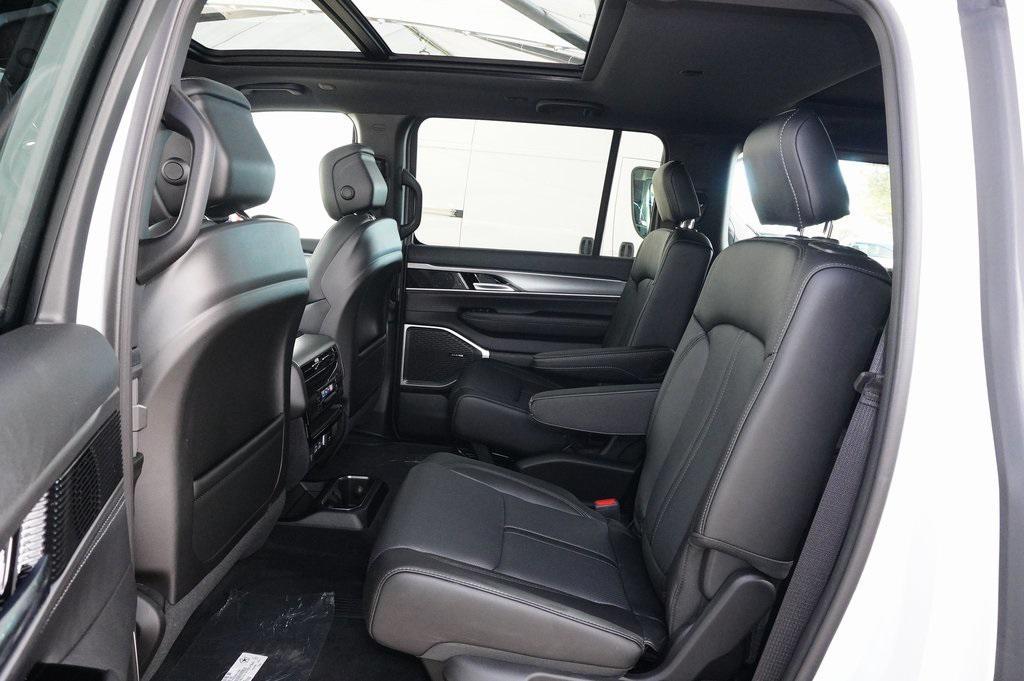 new 2025 Jeep Wagoneer car, priced at $70,338