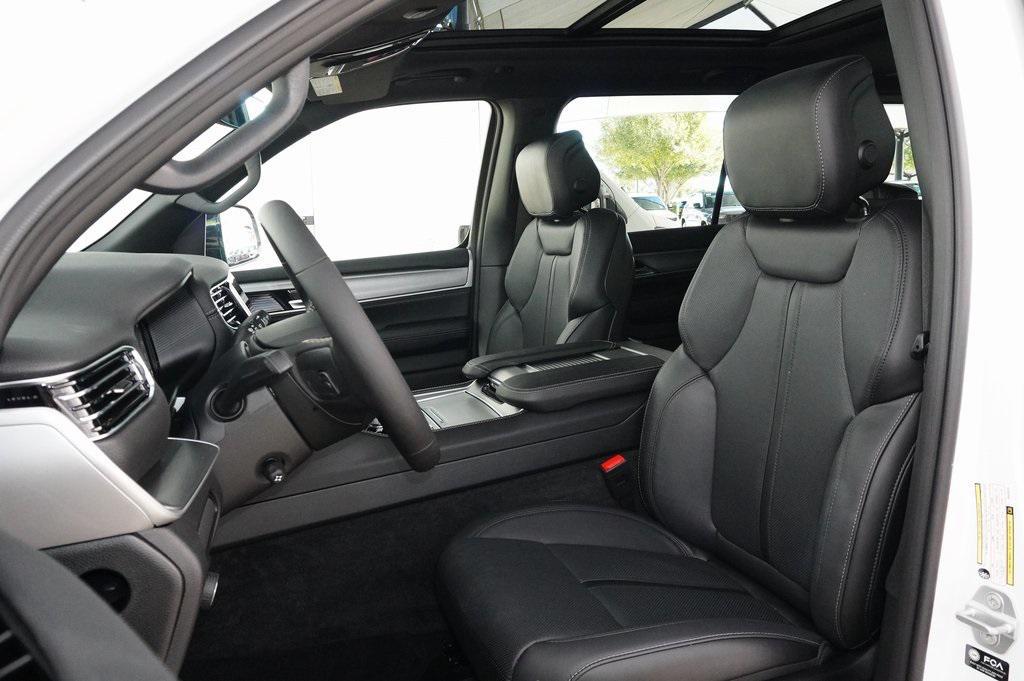 new 2025 Jeep Wagoneer car, priced at $70,338