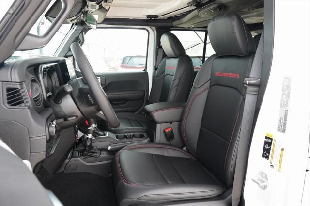 new 2025 Jeep Wrangler car, priced at $56,385