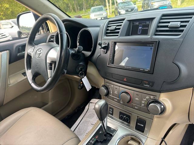 used 2011 Toyota Highlander car, priced at $12,700