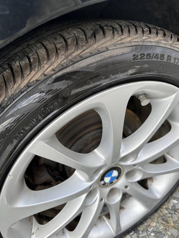 used 2007 BMW Z4 car, priced at $5,700