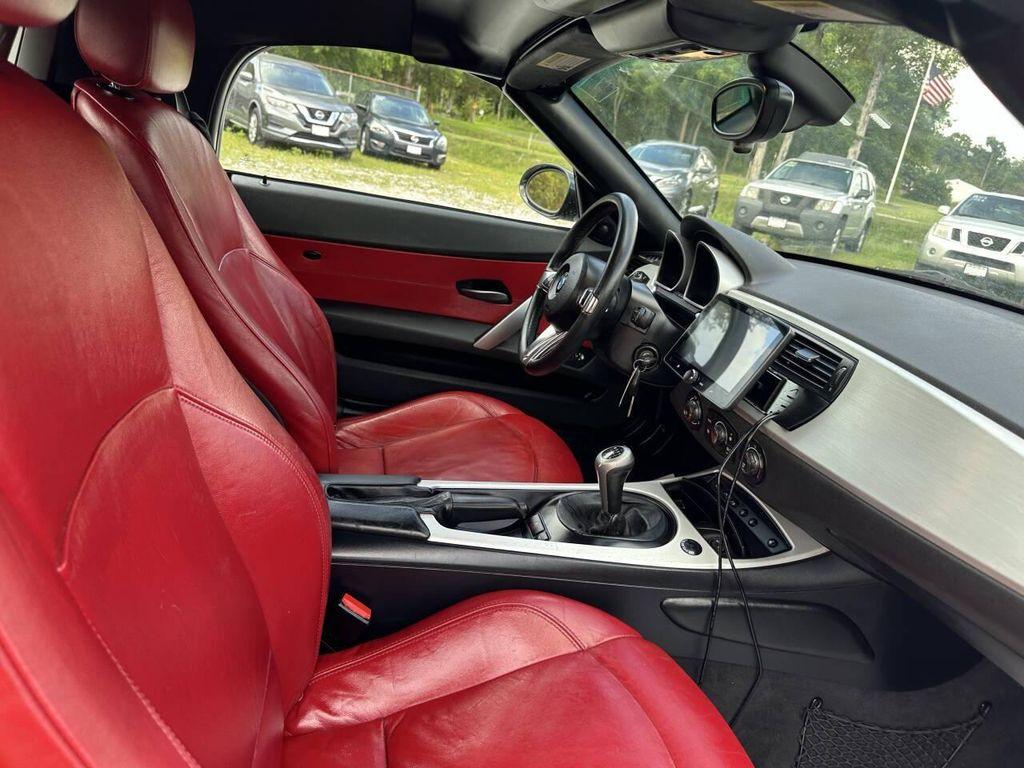 used 2007 BMW Z4 car, priced at $5,700