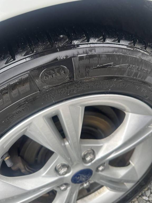 used 2014 Ford Focus car, priced at $4,999