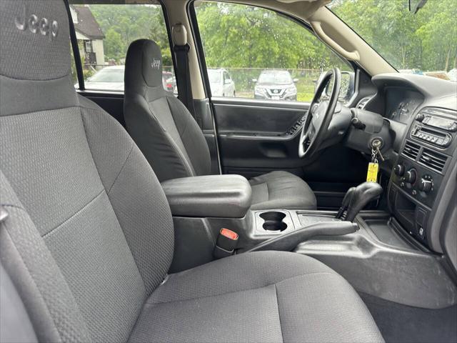 used 2004 Jeep Grand Cherokee car, priced at $4,599