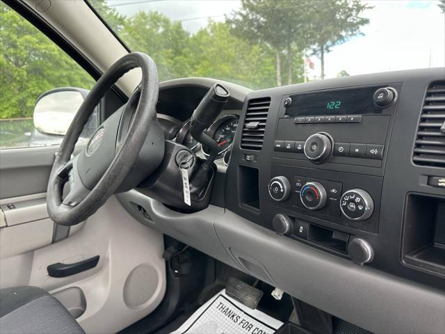 used 2013 GMC Sierra 2500 car, priced at $14,000
