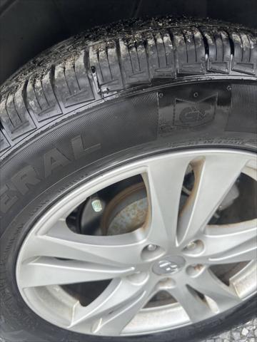 used 2010 Hyundai Santa Fe car, priced at $6,999