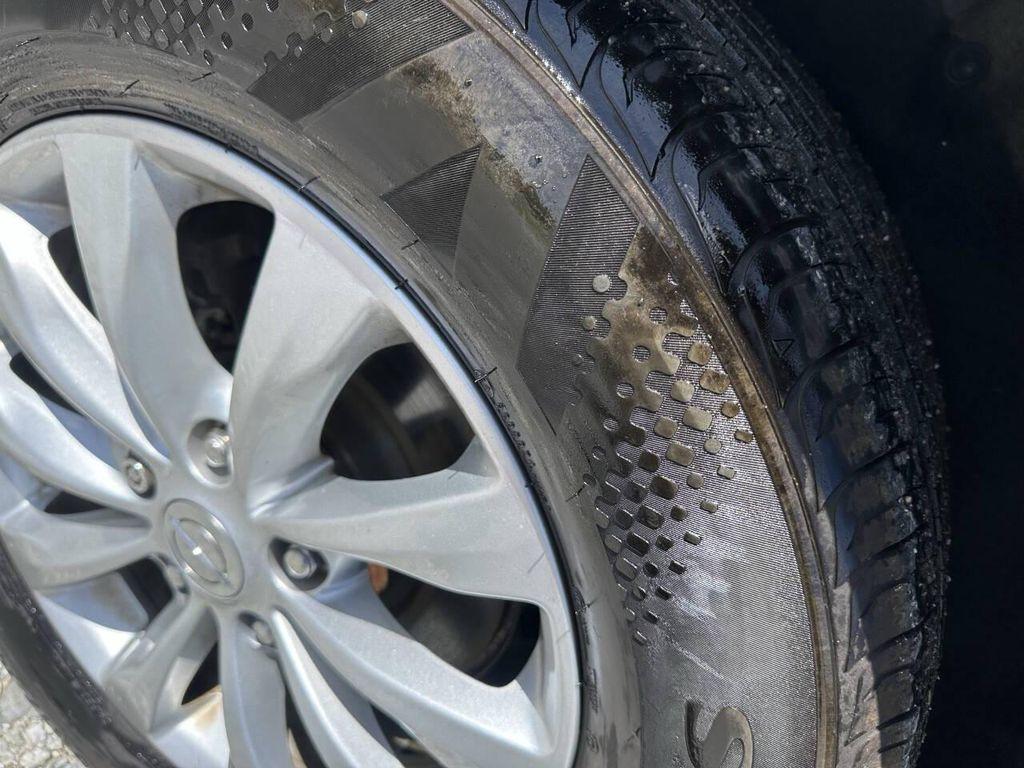 used 2019 Chrysler Pacifica car, priced at $12,999